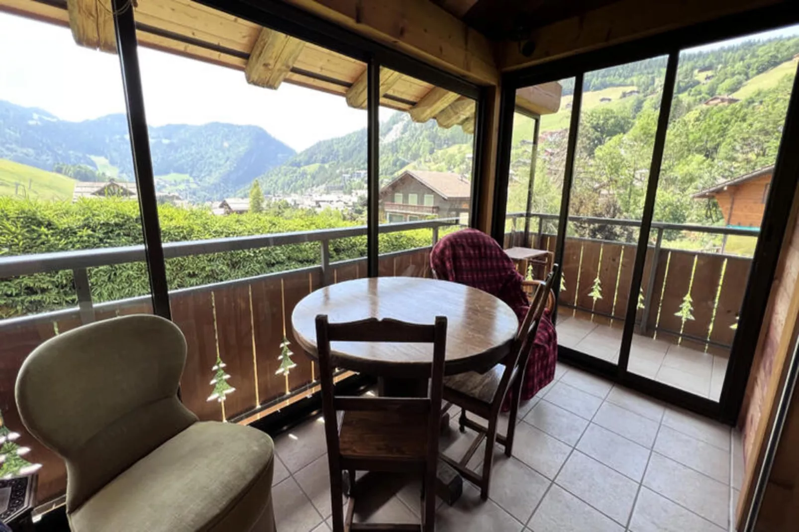 Chalets à La Clusaz-Exterior in summer