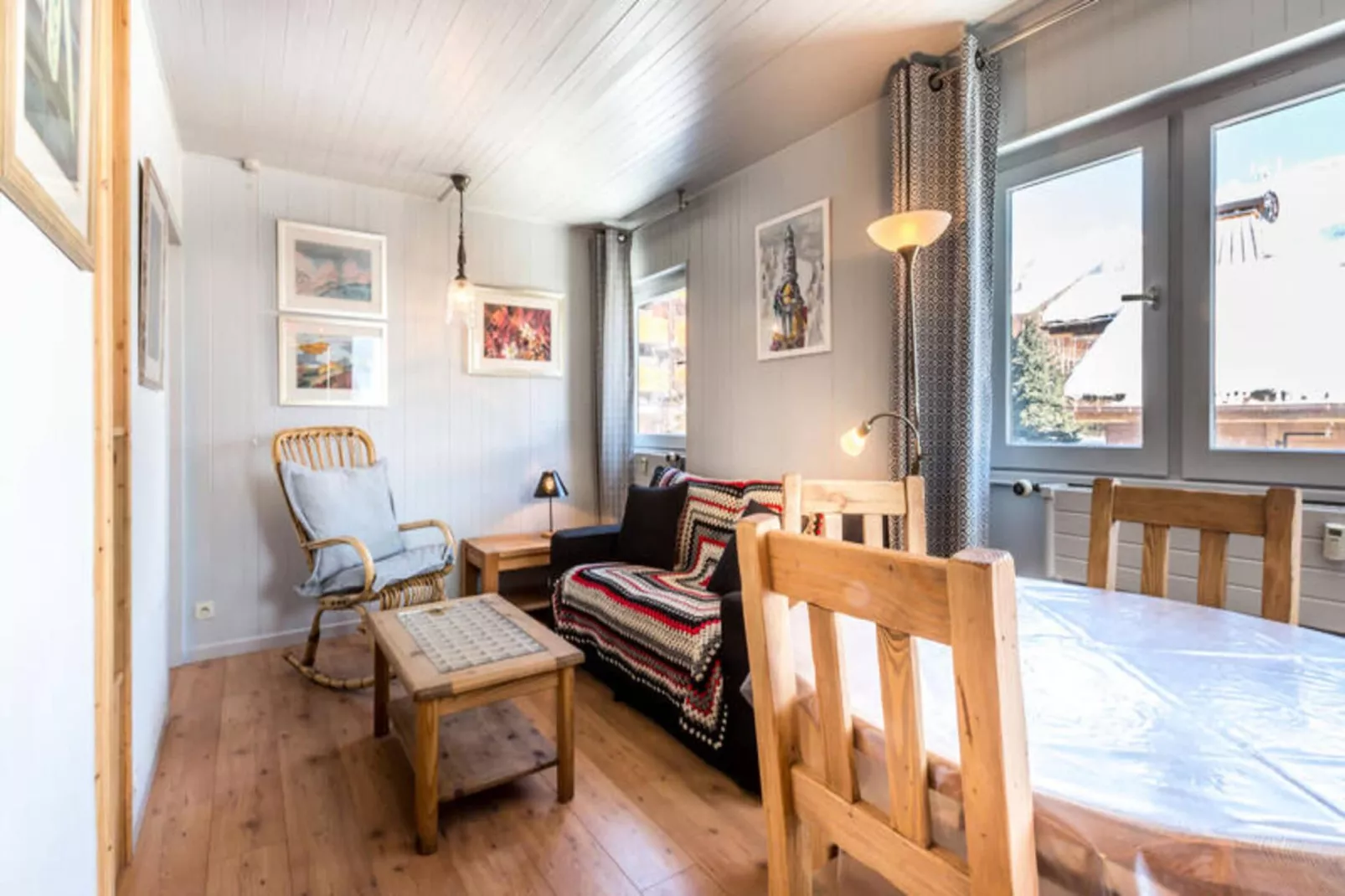 Résidence Bison-Dining room