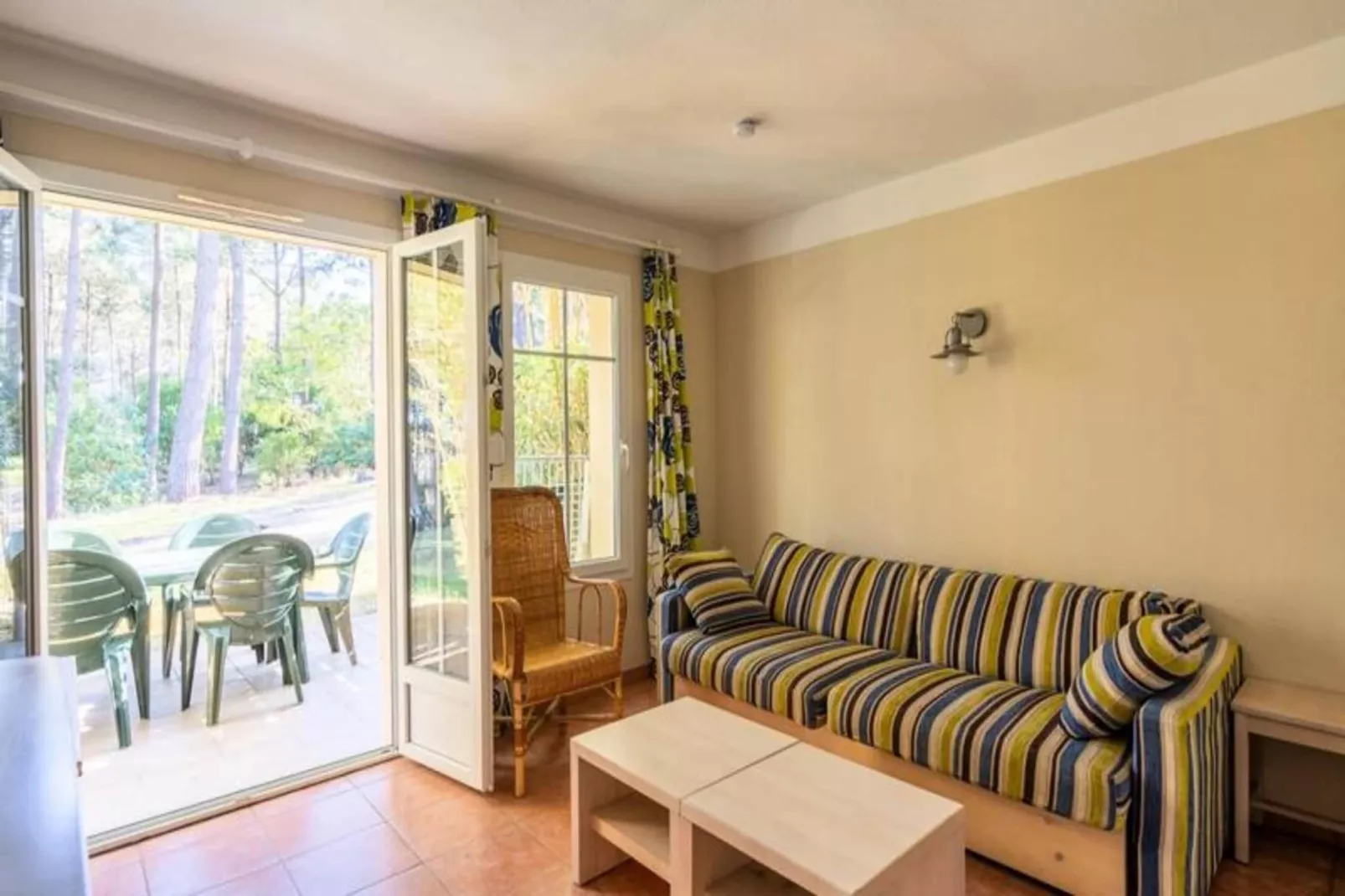 Résidence Pistes Du Soleil 15 / Ichiban-Exterior in summer