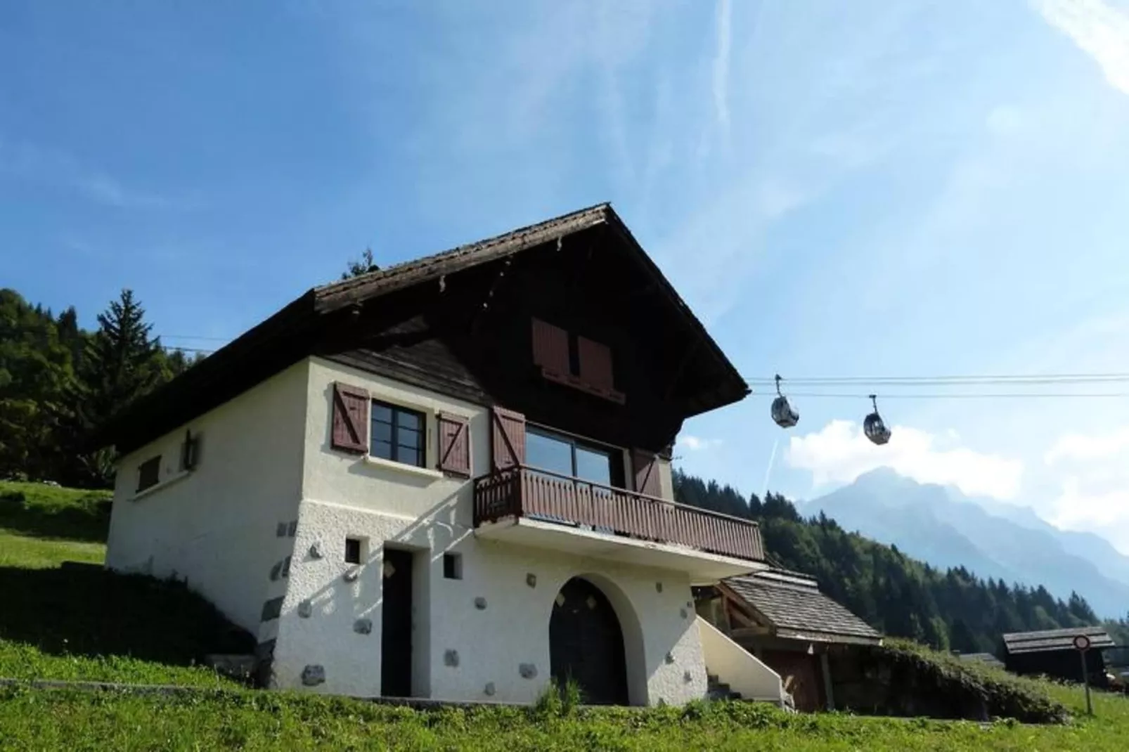 Résidence Foret-Exterior in summer