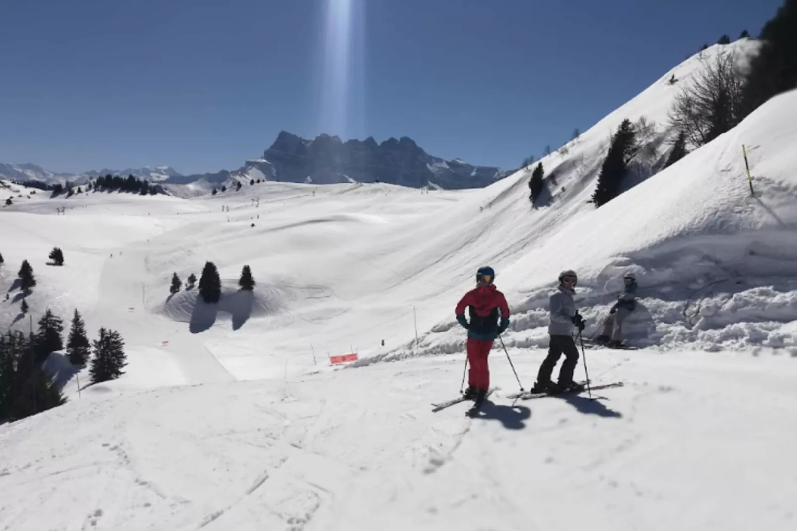 Résidence Les Perthuis-Exterior in summer