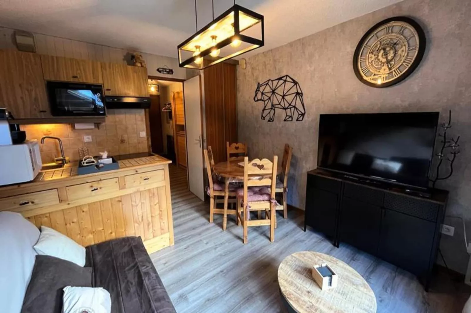 Résidence Les Perthuis-Dining room