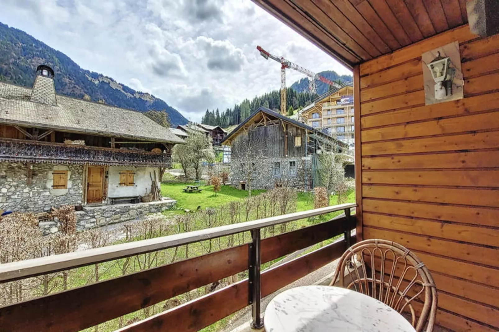Appartements à Saint Jean d'Aulps-Terrasse/Balkon