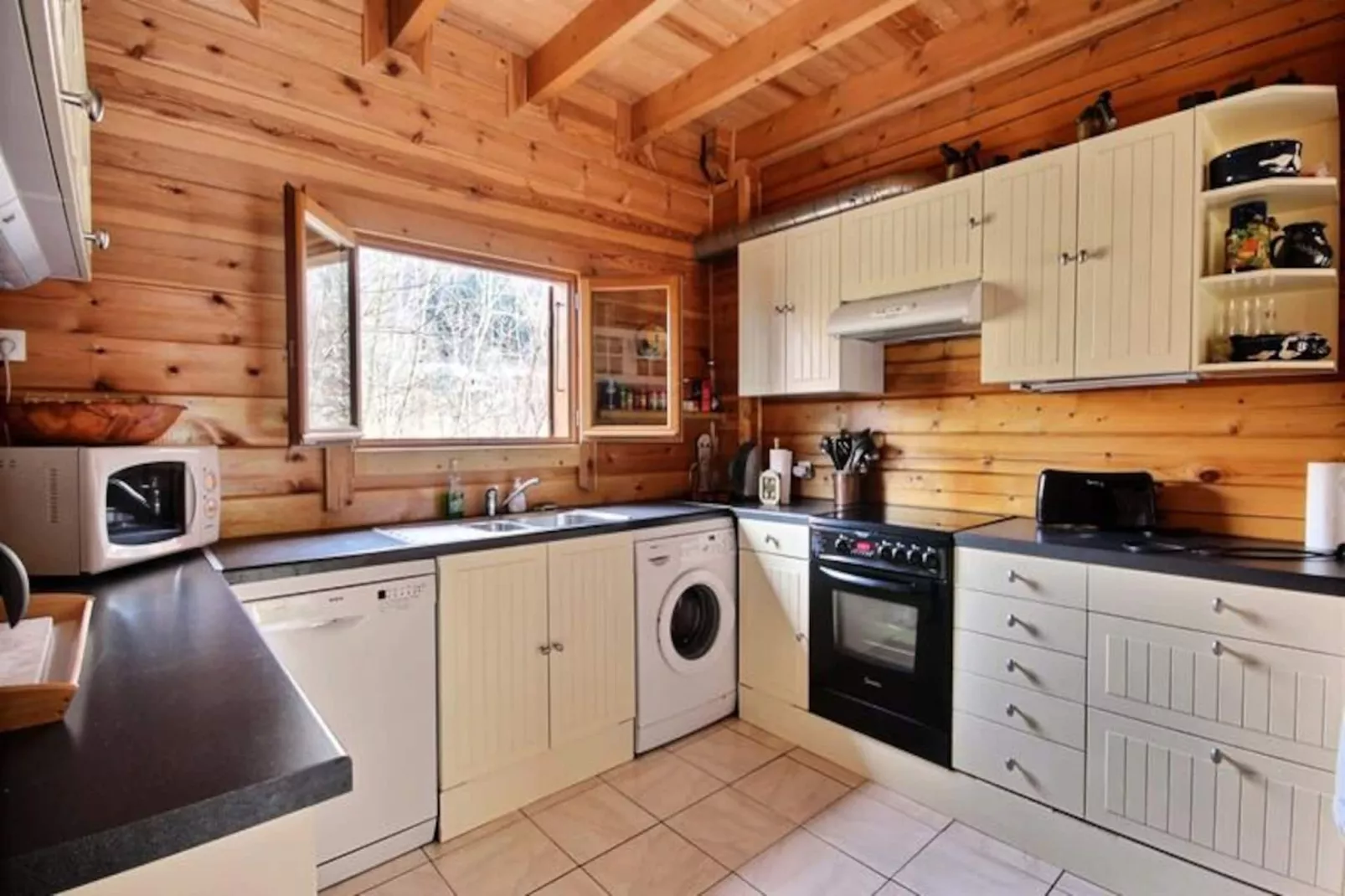 Chalets à Saint Jean d'Aulps-Image-tags.