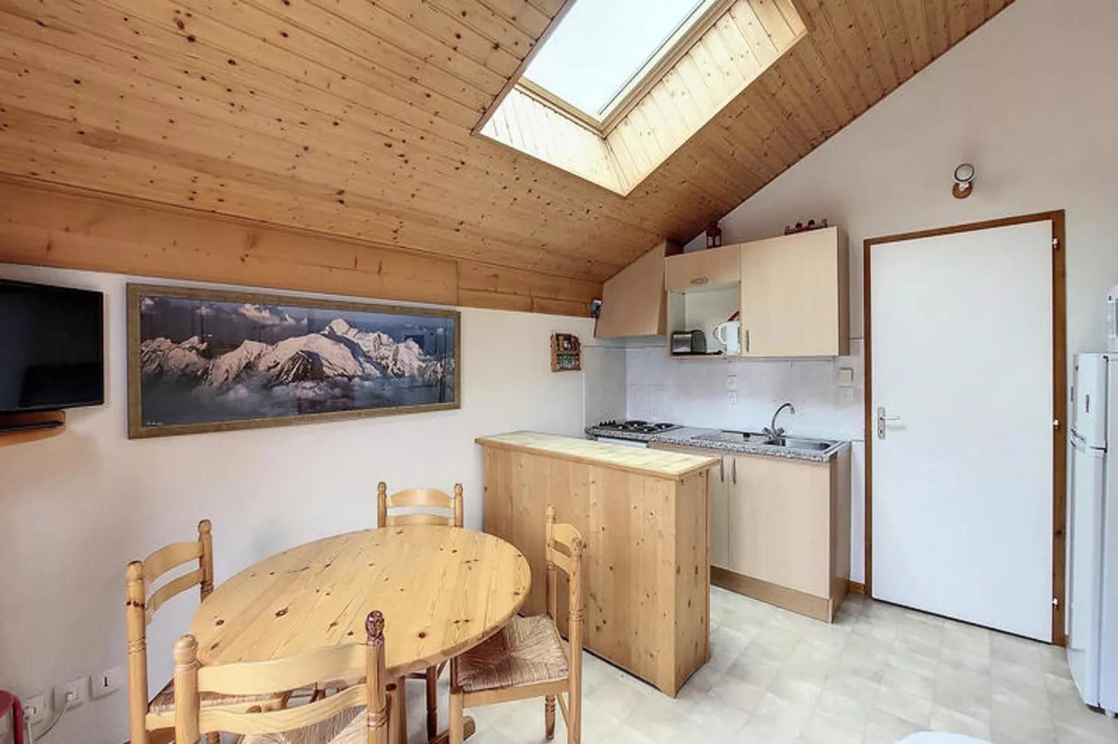 Appartements à Saint Jean d'Aulps-Salle à manger