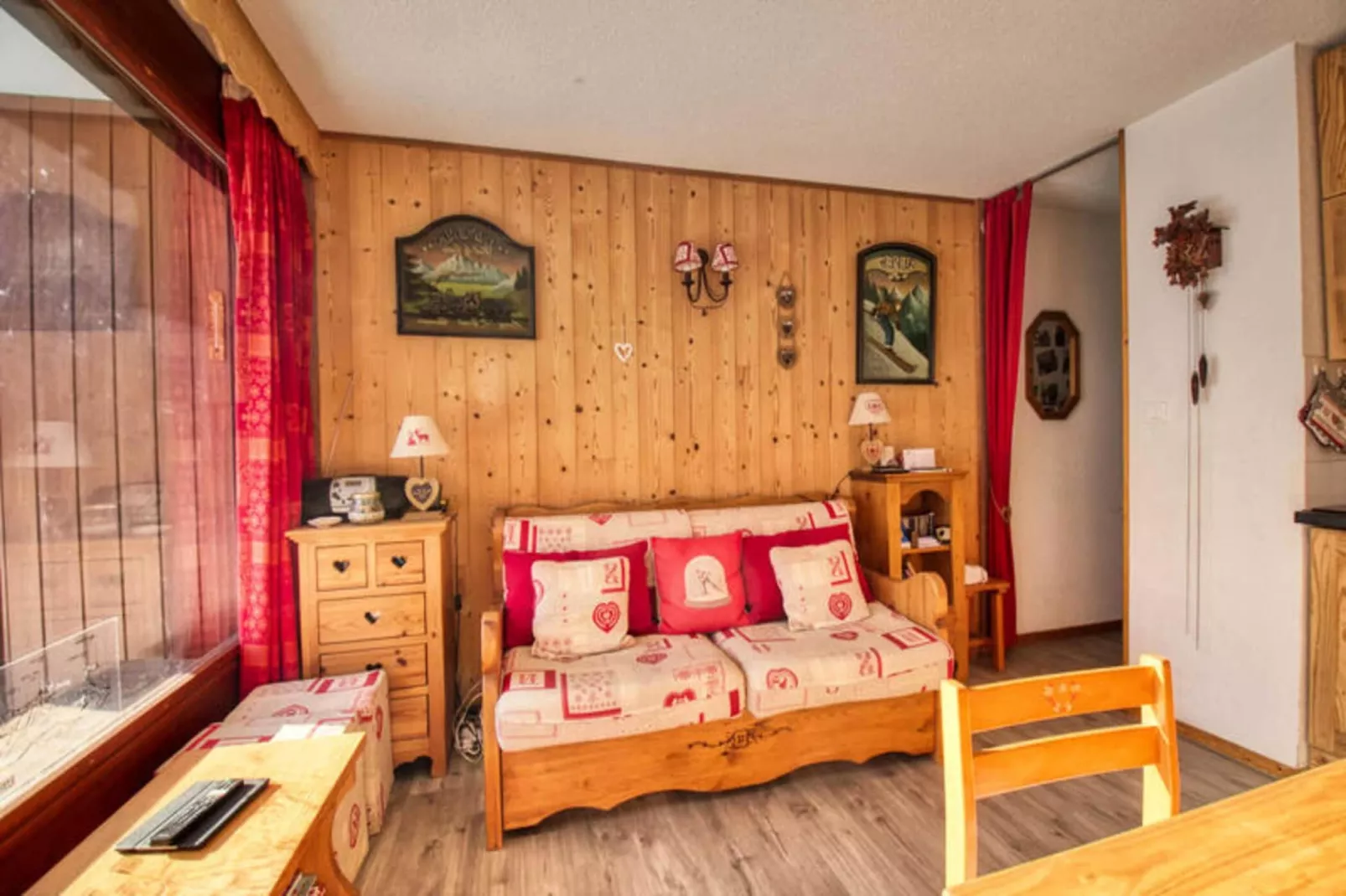 Résidence Eterlous-Salle à manger