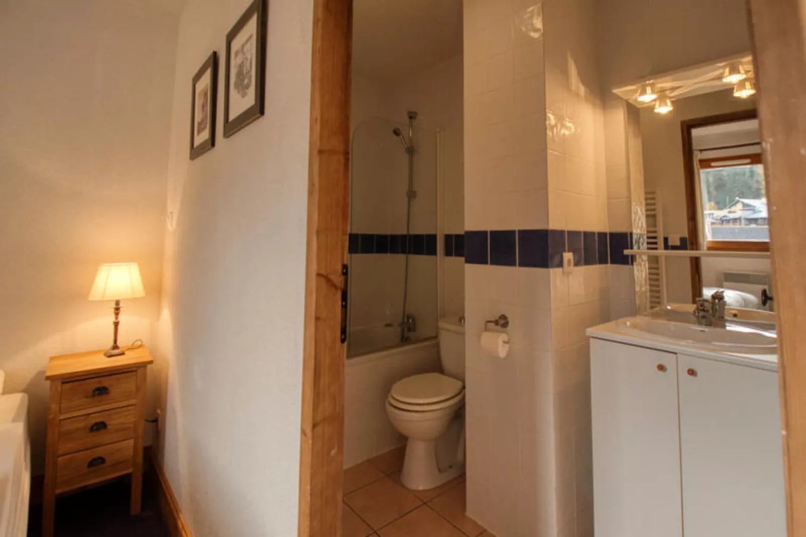 Résidence Jardin Alpin Bat A-Bathroom