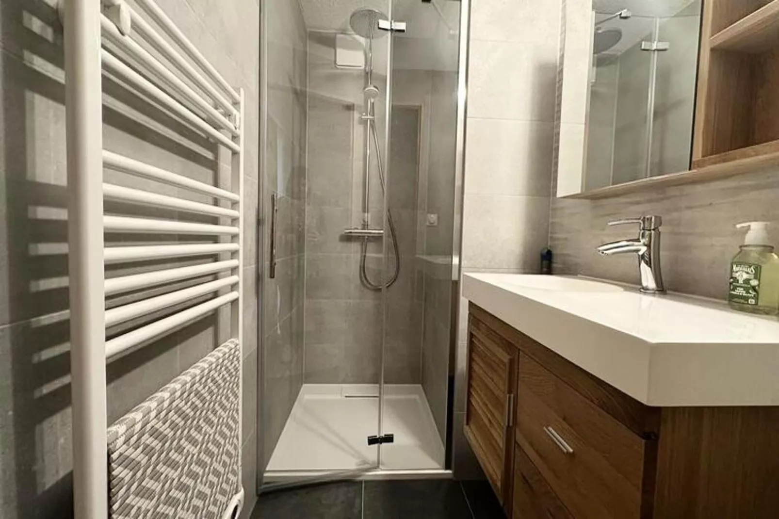 Residence Des Neiges Bat C-Landing