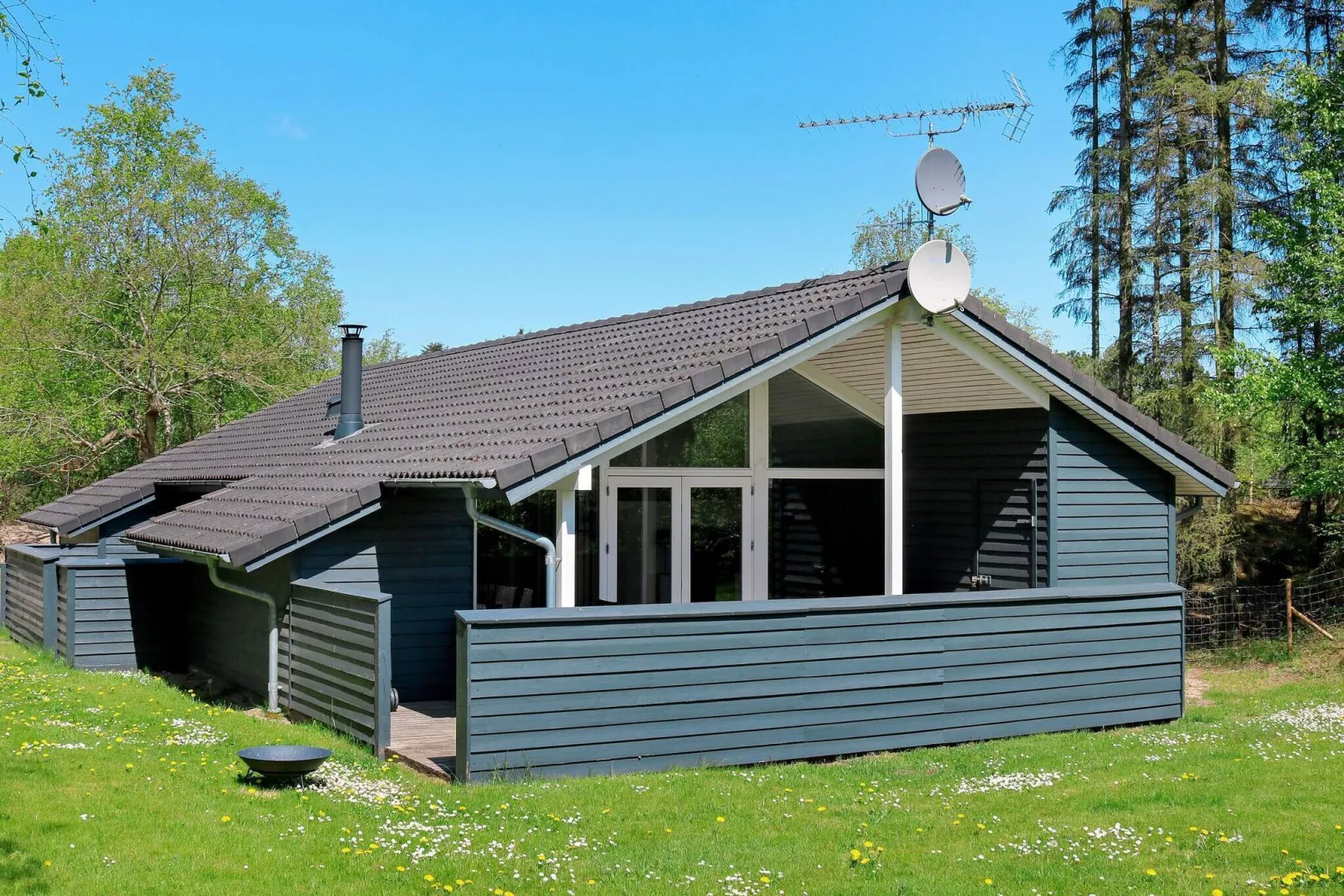 8 person holiday home in Hadsund-Outdoor