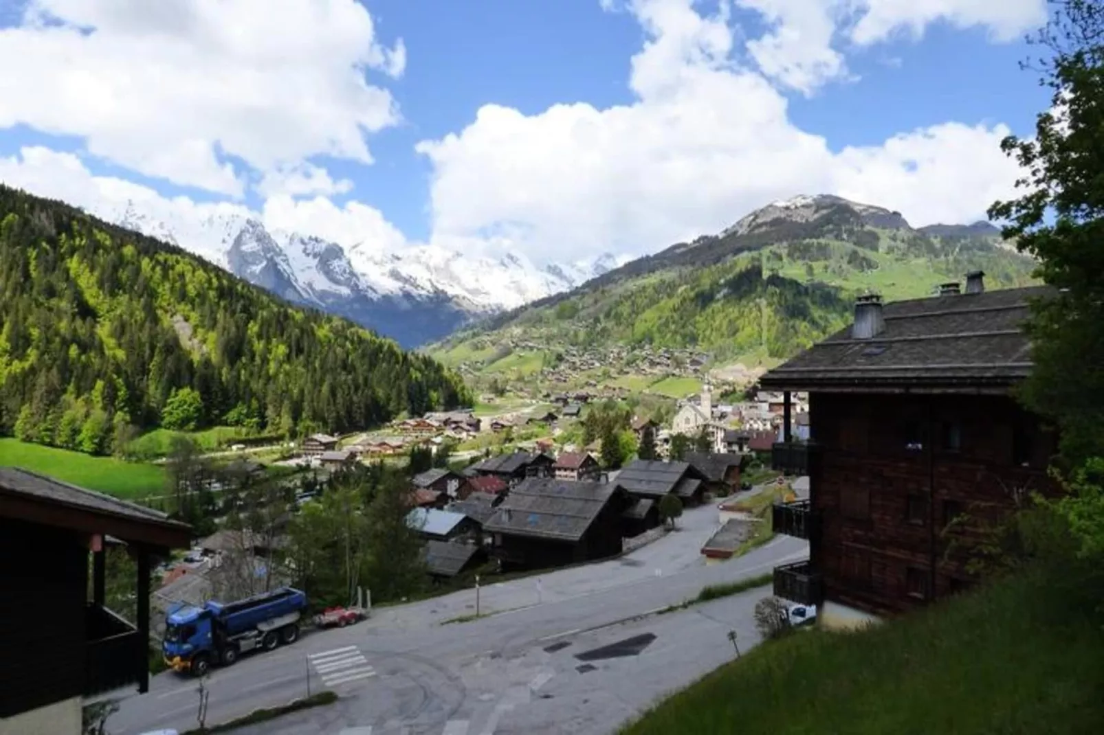 Résidence Fougere-View in summer
