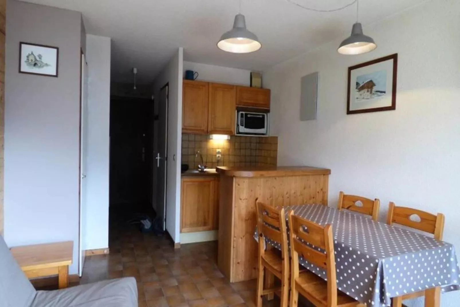 Résidence Valerianne-Außenbereich Sommer