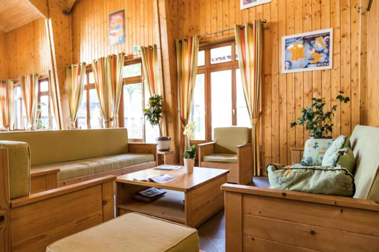 Résidence Odalys Les Chalets d'Evian-Image-tags.