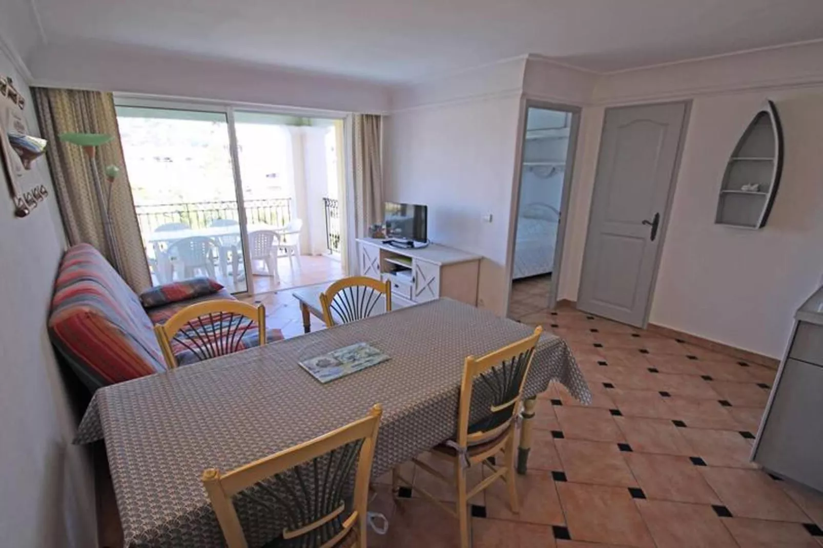 Résidence Port Marine-Salle à manger