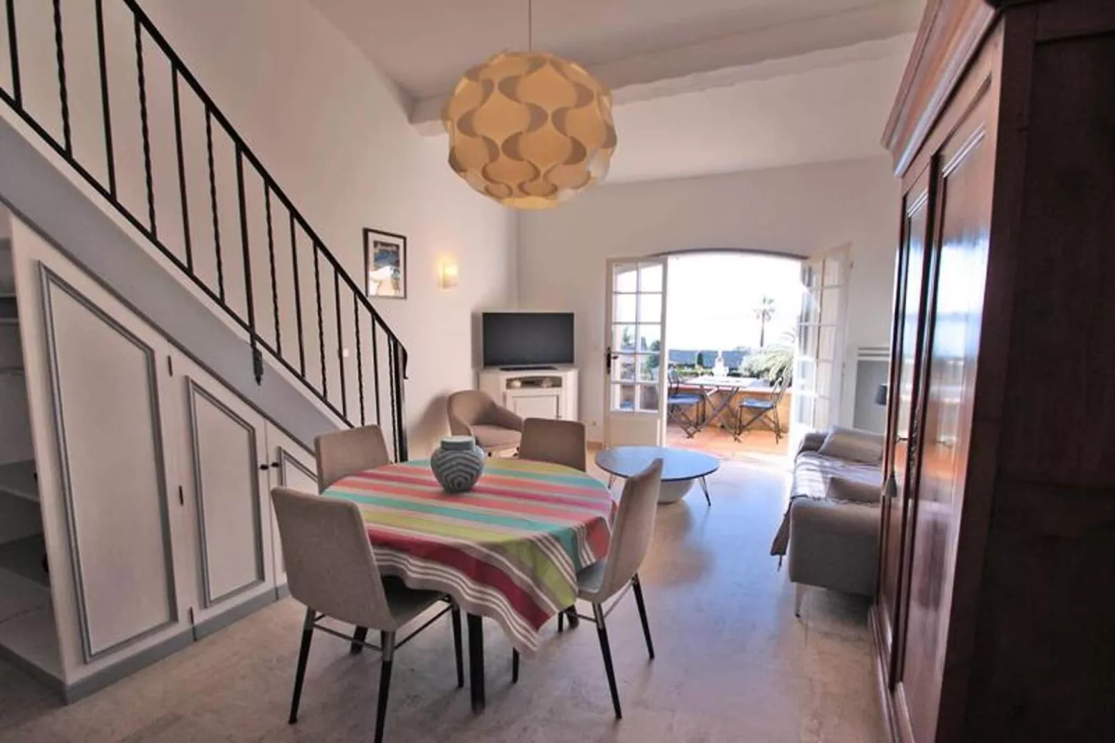 Résidence El Cantarello-Salle à manger