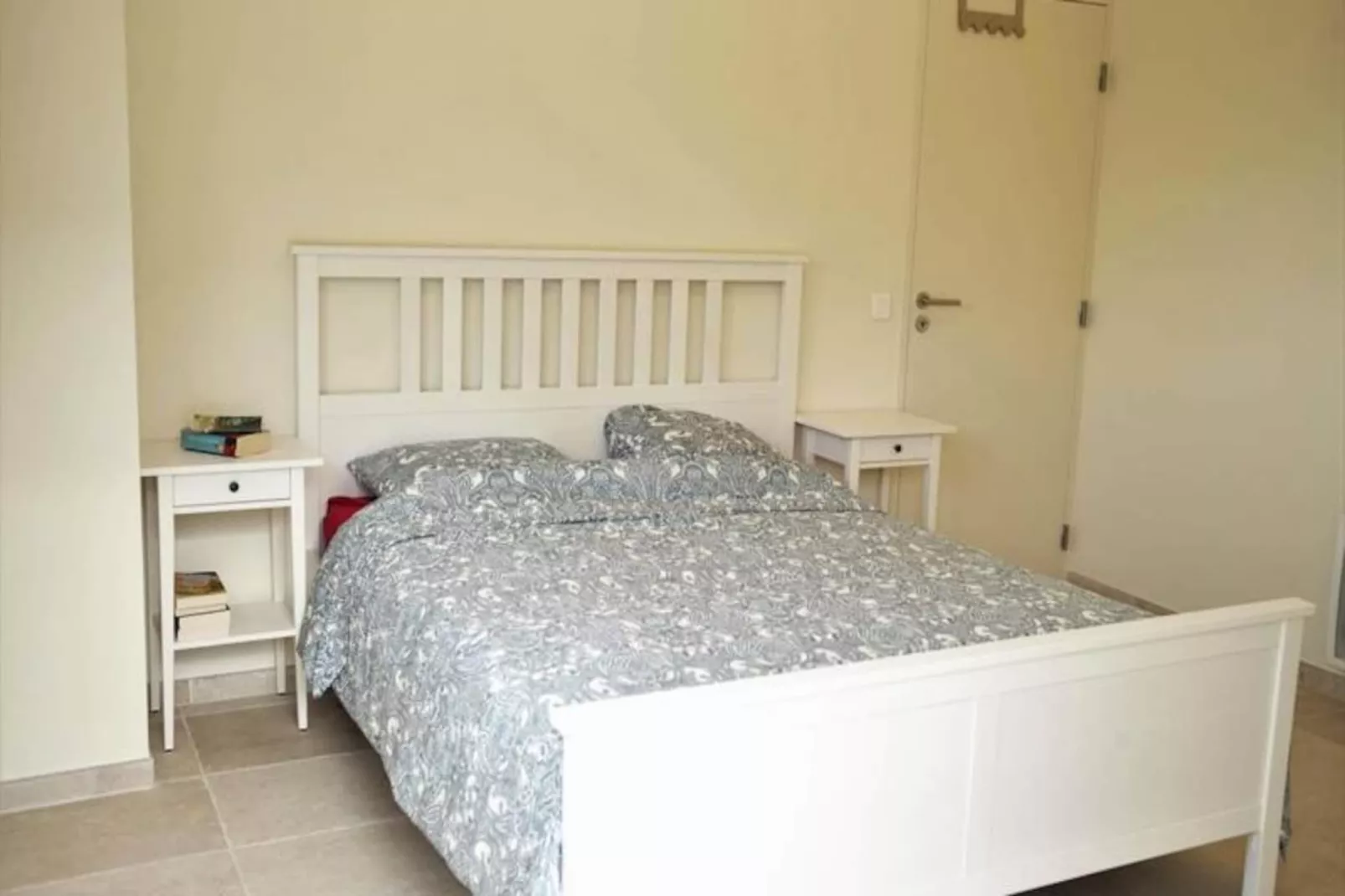 Vivez L'authenticit&eacute; &agrave; La Maison "au Pied Des Vignes"-Image-tags.