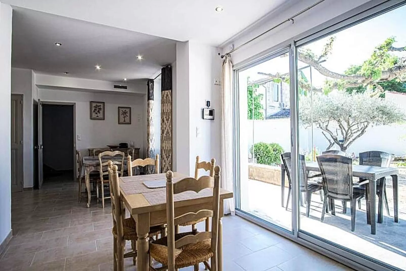 Maison Avec Jardin Proche Du Centre-ville Isle-sur-la-sorgue-Salon