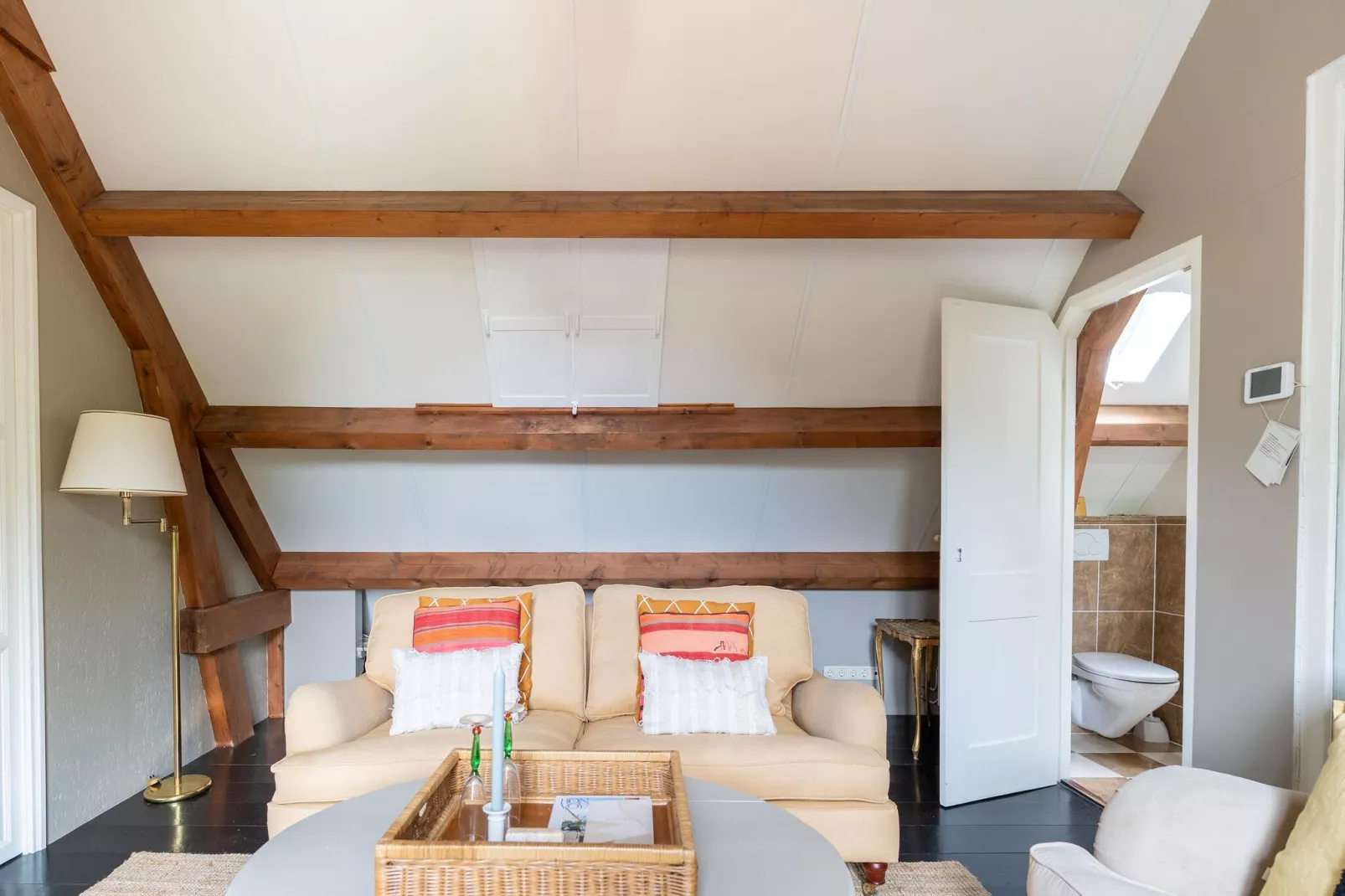 Koetshuis 't Geyn-Landgoed Noordenhoek-Living room