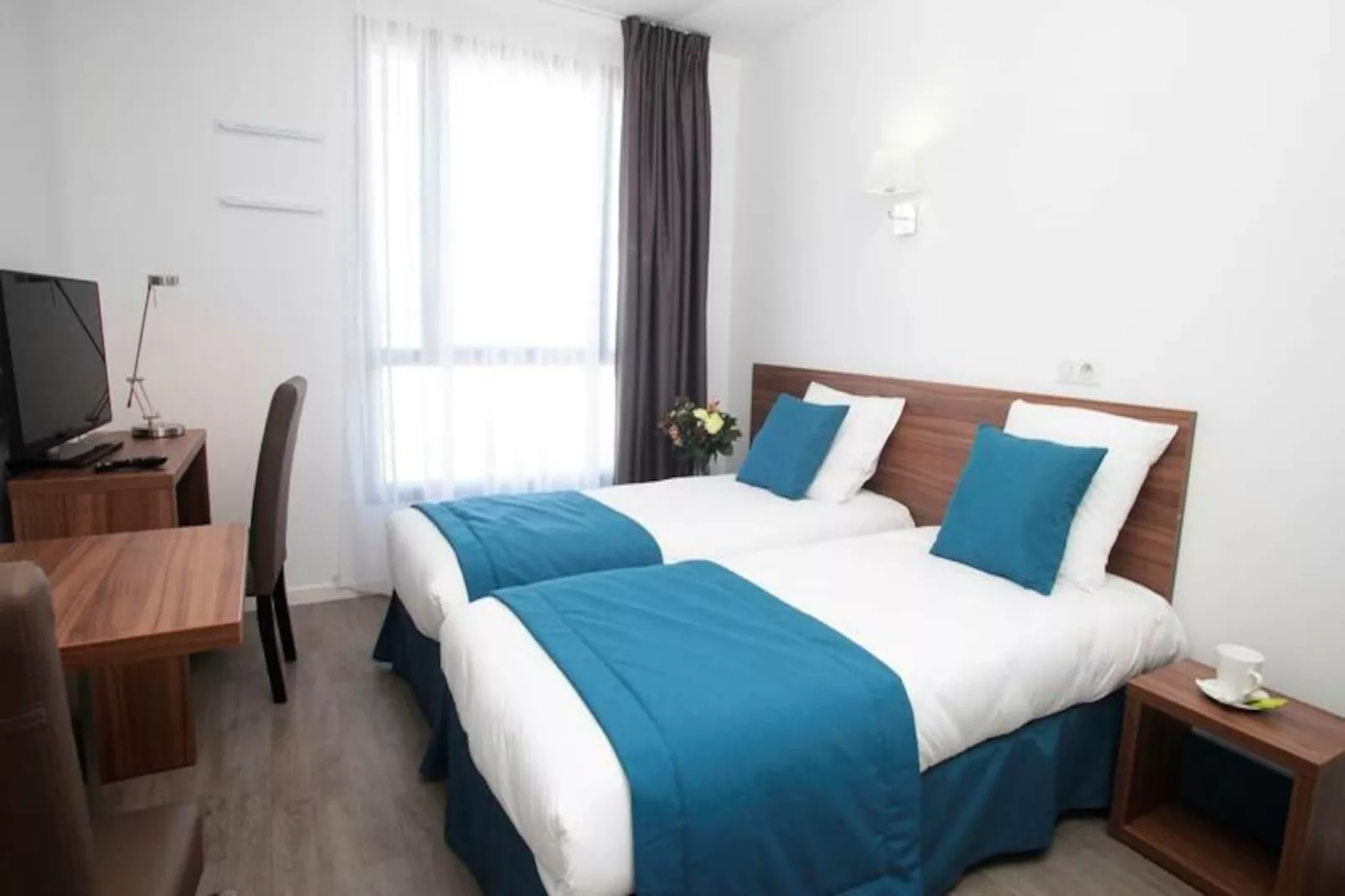 Résidence Odalys Paris Rueil-Image-tags.