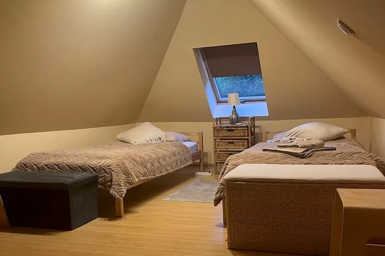 Dom wakacyjny w Krzyni dla max 7 osób-Bedroom