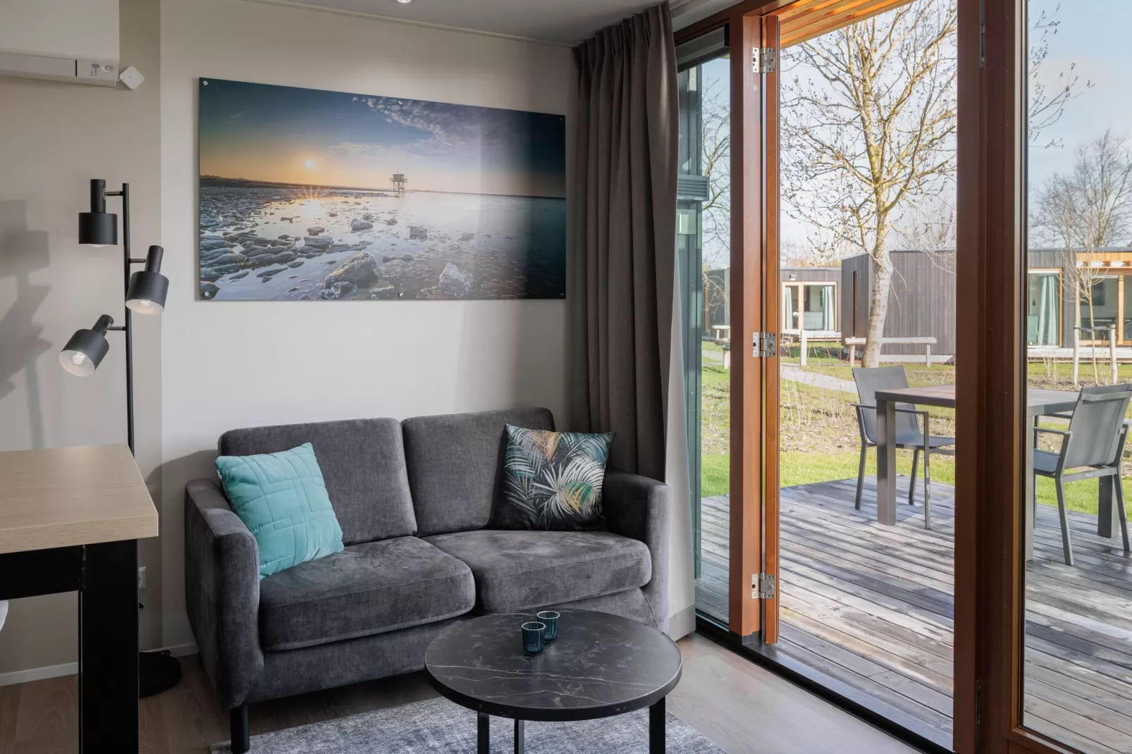 Beach Resort Brouwersdam 1-Living room
