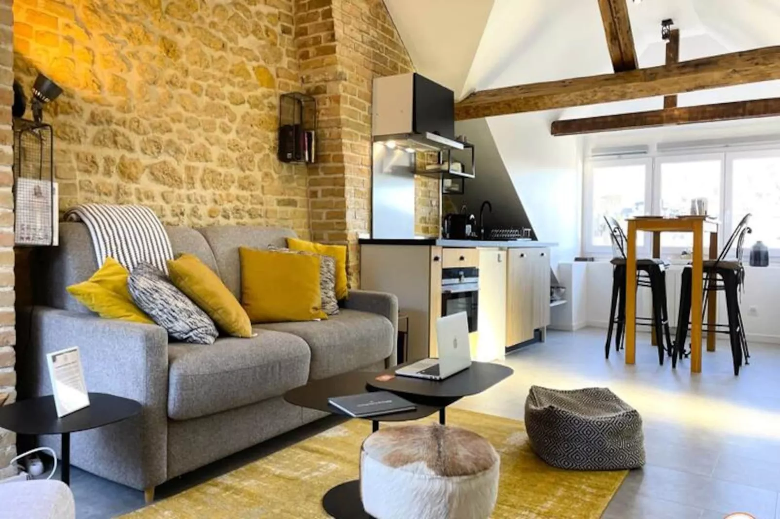 &#129346;  Loft - Echapp&eacute;e Mer - Casino 50m-Image-tags.