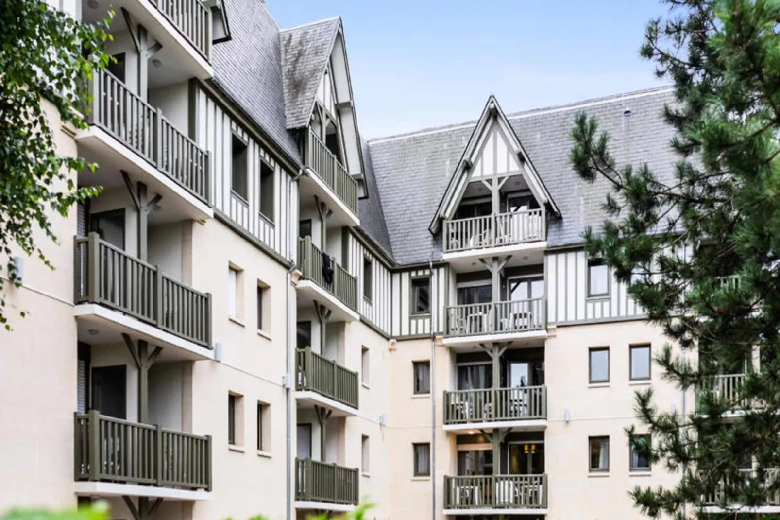 Résidence Les Embruns - maeva Home-Exterior in summer