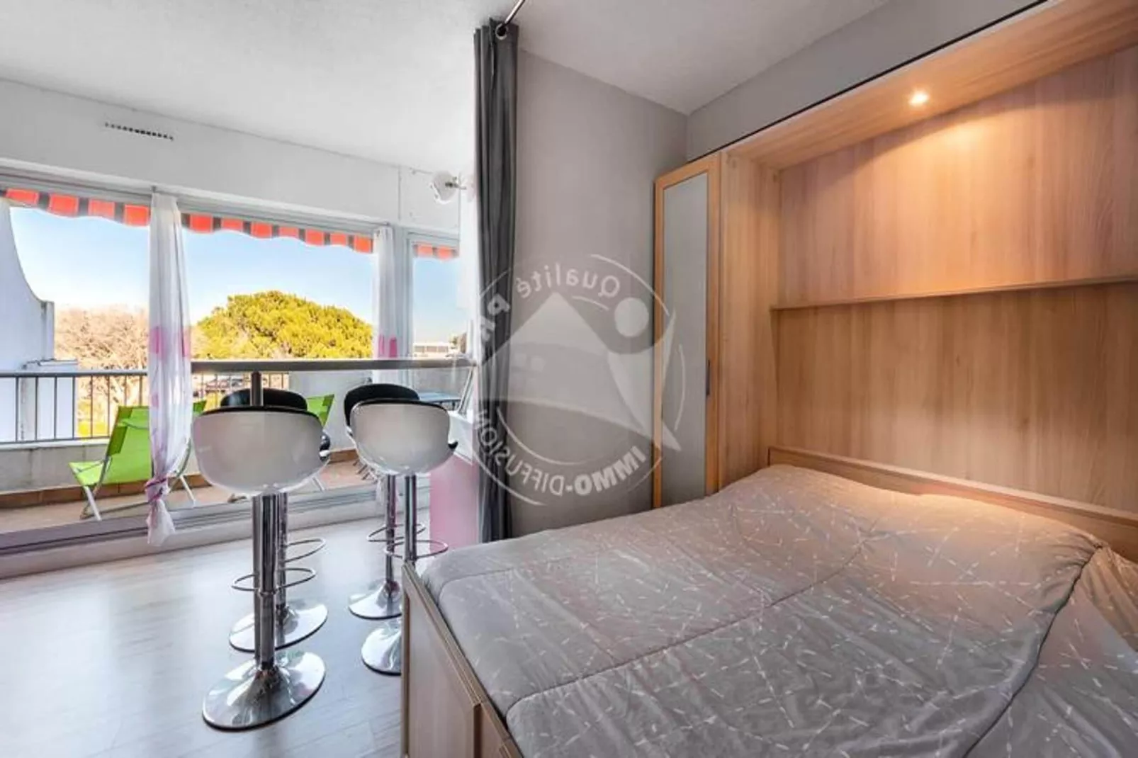 Résidence "le St Louis"-Schlafzimmer