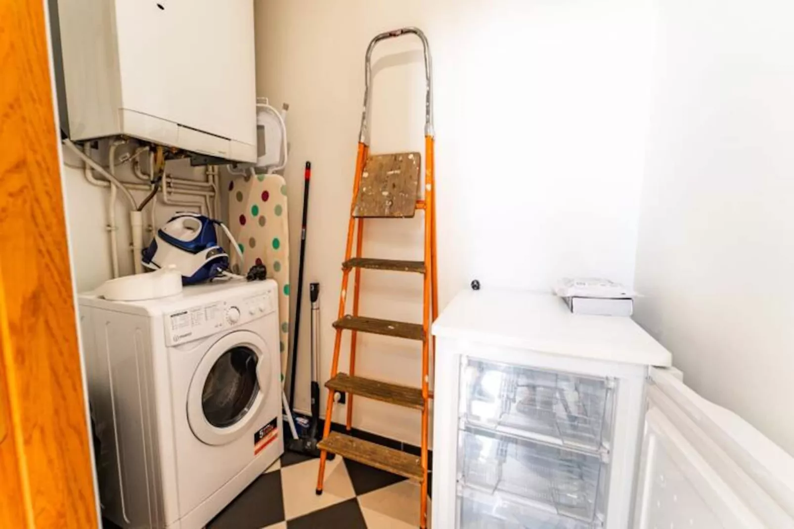 Magnifique Appartement De 160m&sup2; De 3 Chambres Quartier Saint-michel-Image-tags.