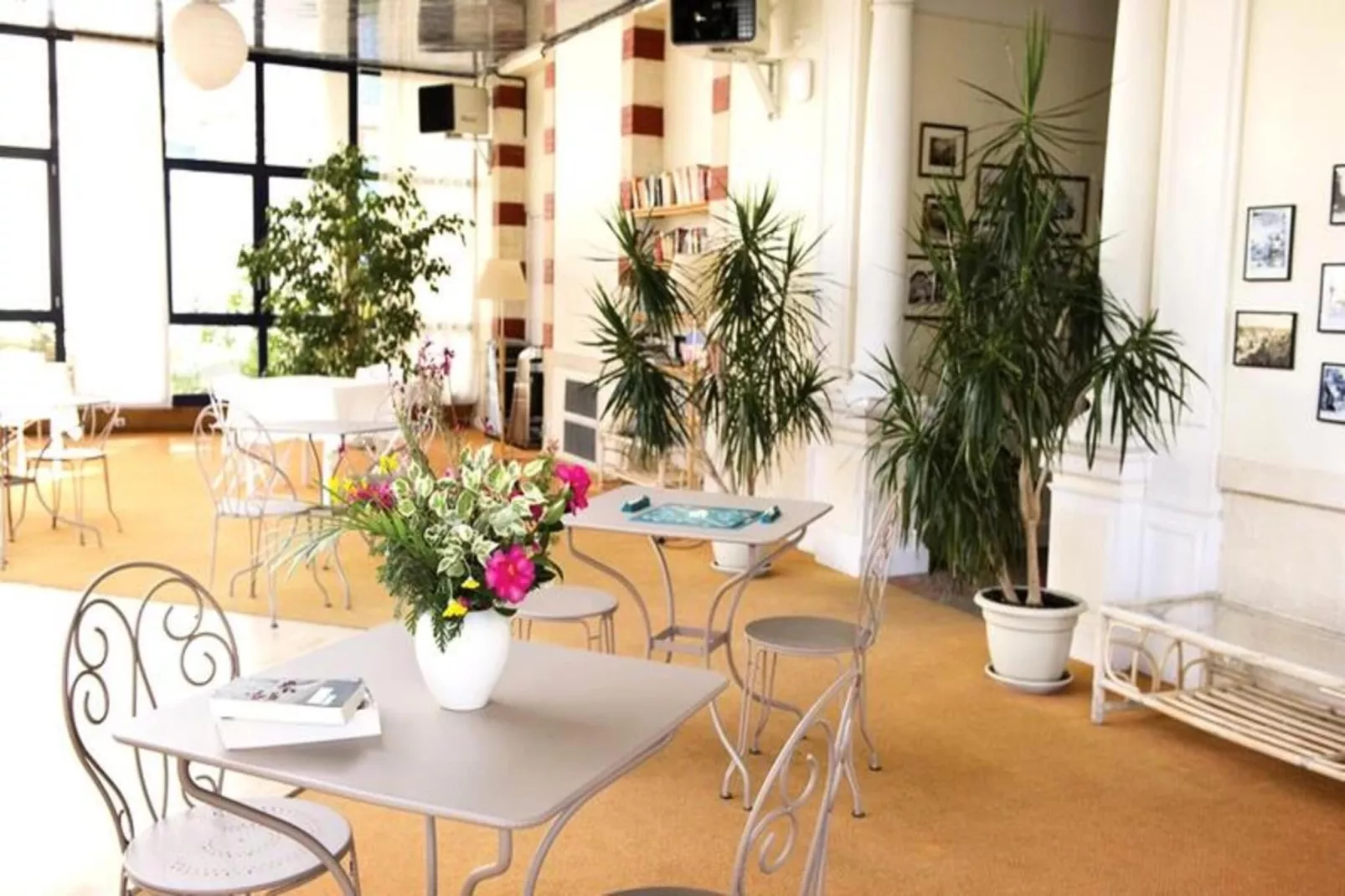 Résidence Villa Régina - Vacances Bleues-Außenbereich Sommer