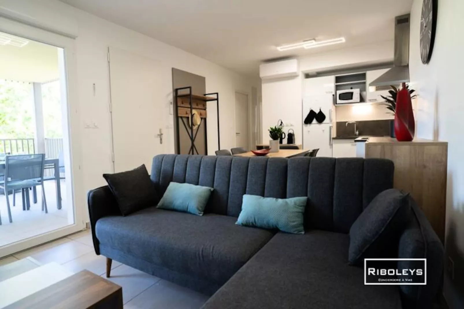 T4 Climatis&eacute; Avec Piscine &agrave; 400m De La Mer-Image-tags.