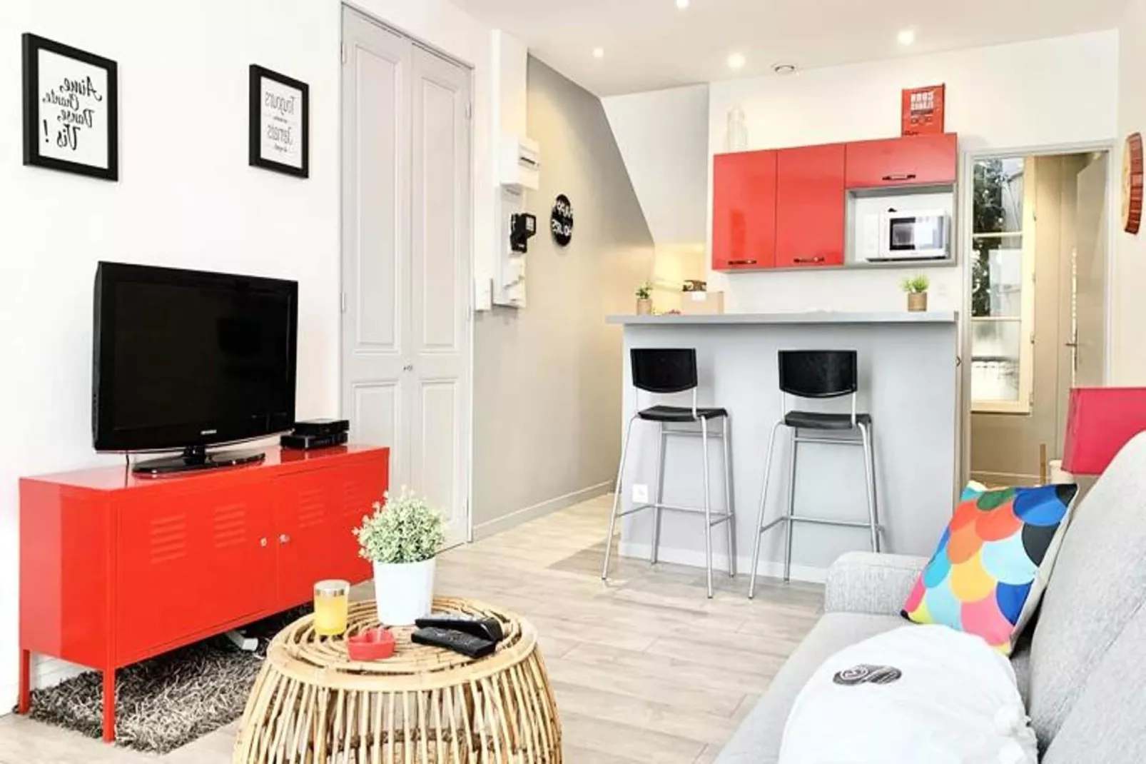 | Petit Paris 💋 | Studio Calme Tout &eacute;quip&eacute;-Salon