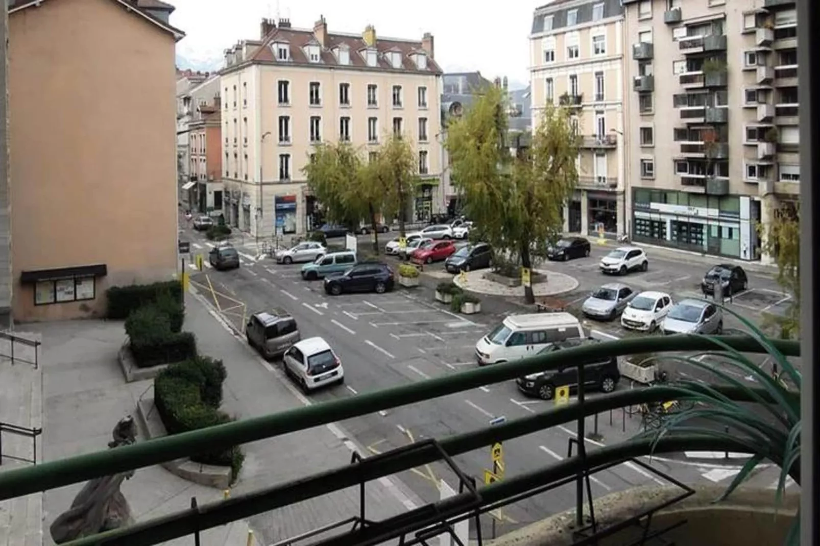 | Le Fantasque💃🏻| Hyper-centre, Commerces &agrave; Proximit&eacute; | T2-Terrasse/Balkon