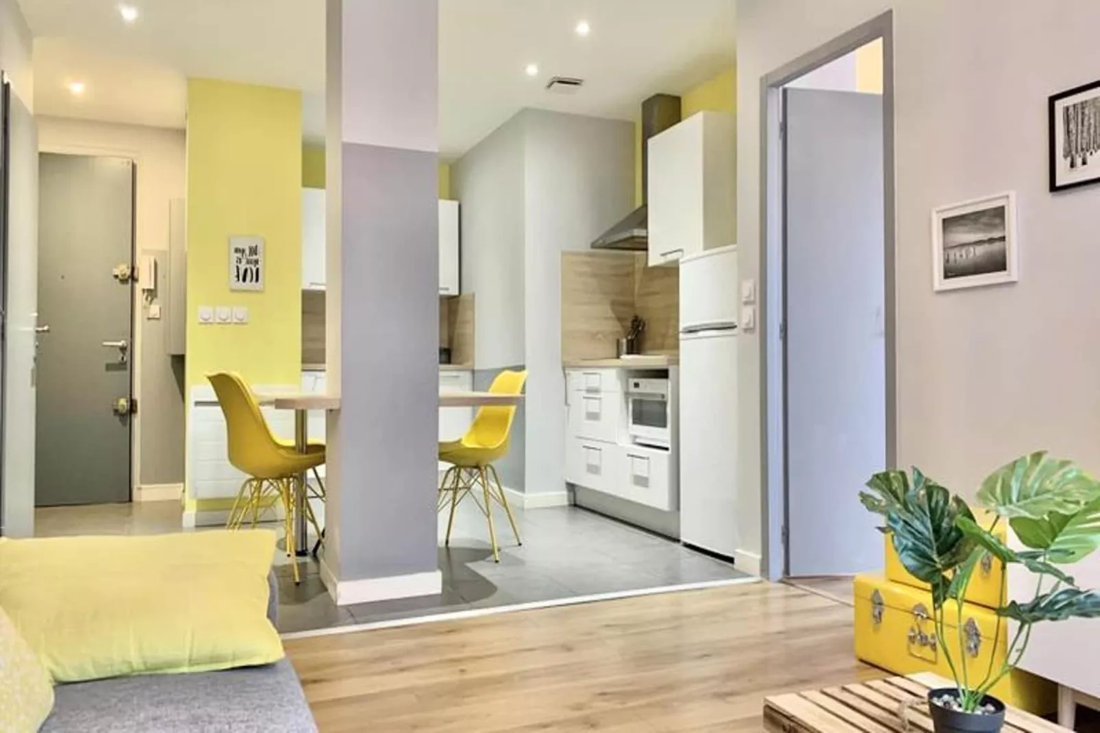 | Hello Sunshine ☀️| T3 6 Couchages| Caserne De Bonne-Wohnzimmer