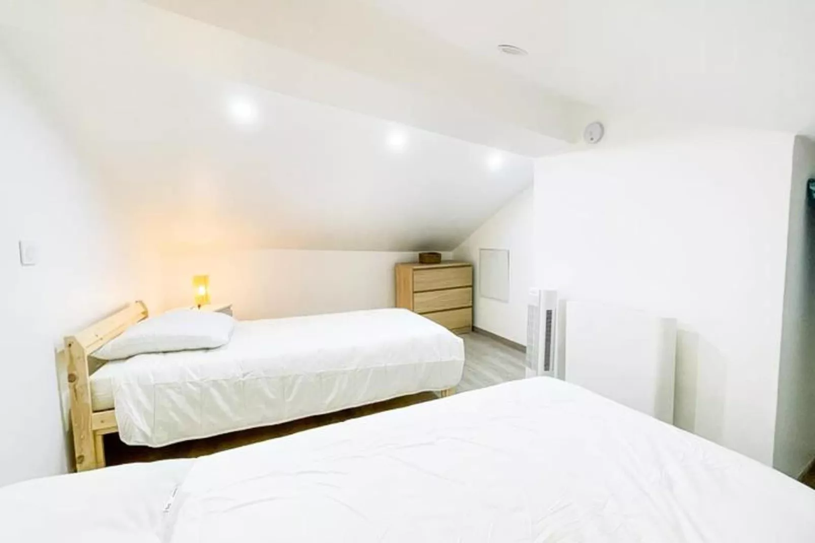 Le Duplex 🌞 Calme & R&eacute;nov&eacute;|-Chambre