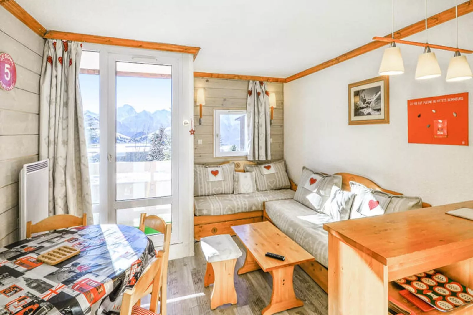 Résidence Les Horizons d'Huez - maeva Home-Living room