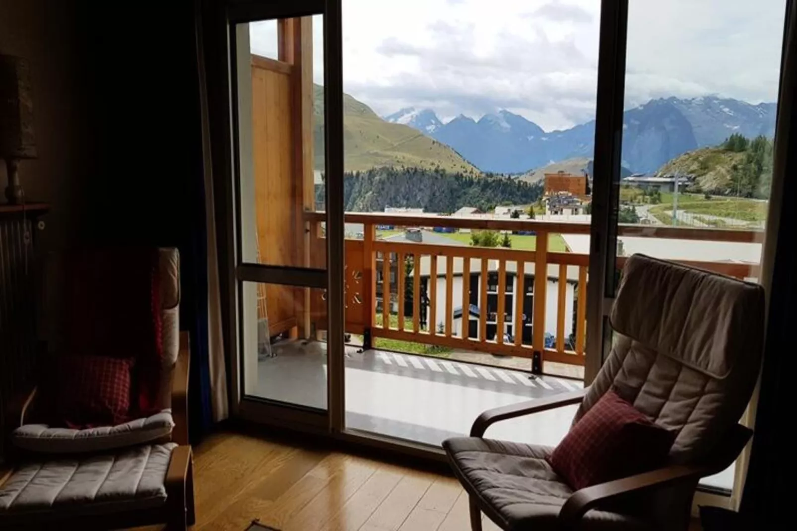 Résidence Choucas-Exterior in summer