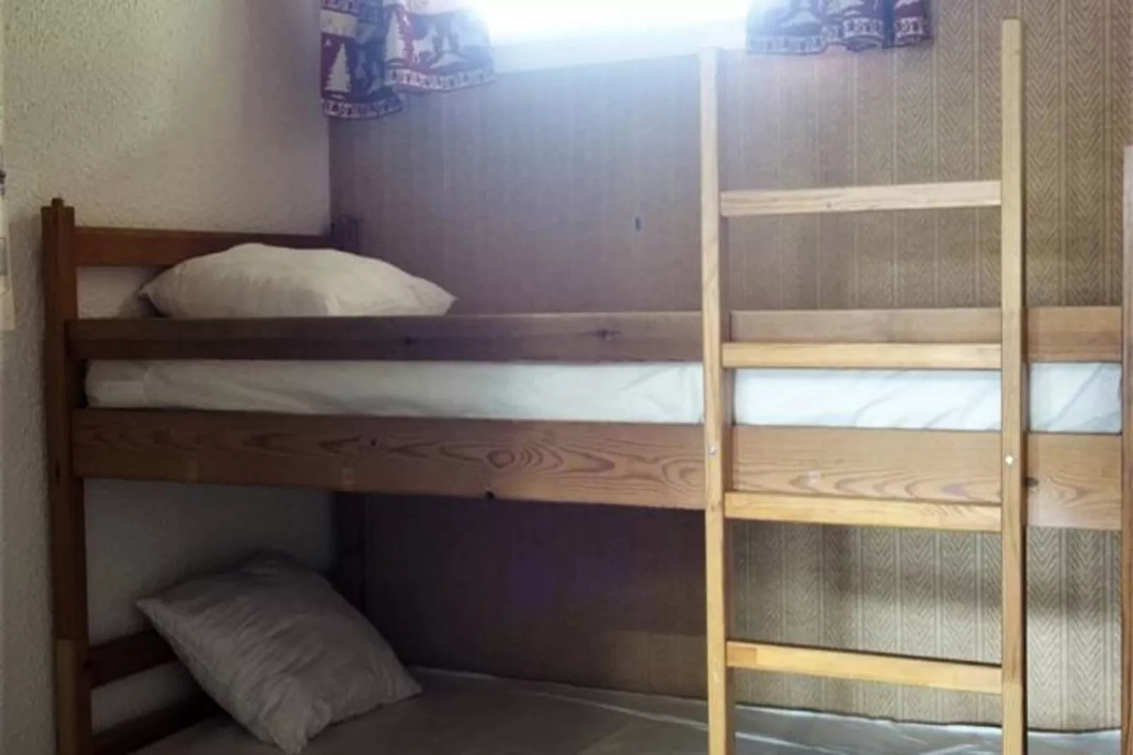 Résidence Bragelonne-Bedroom