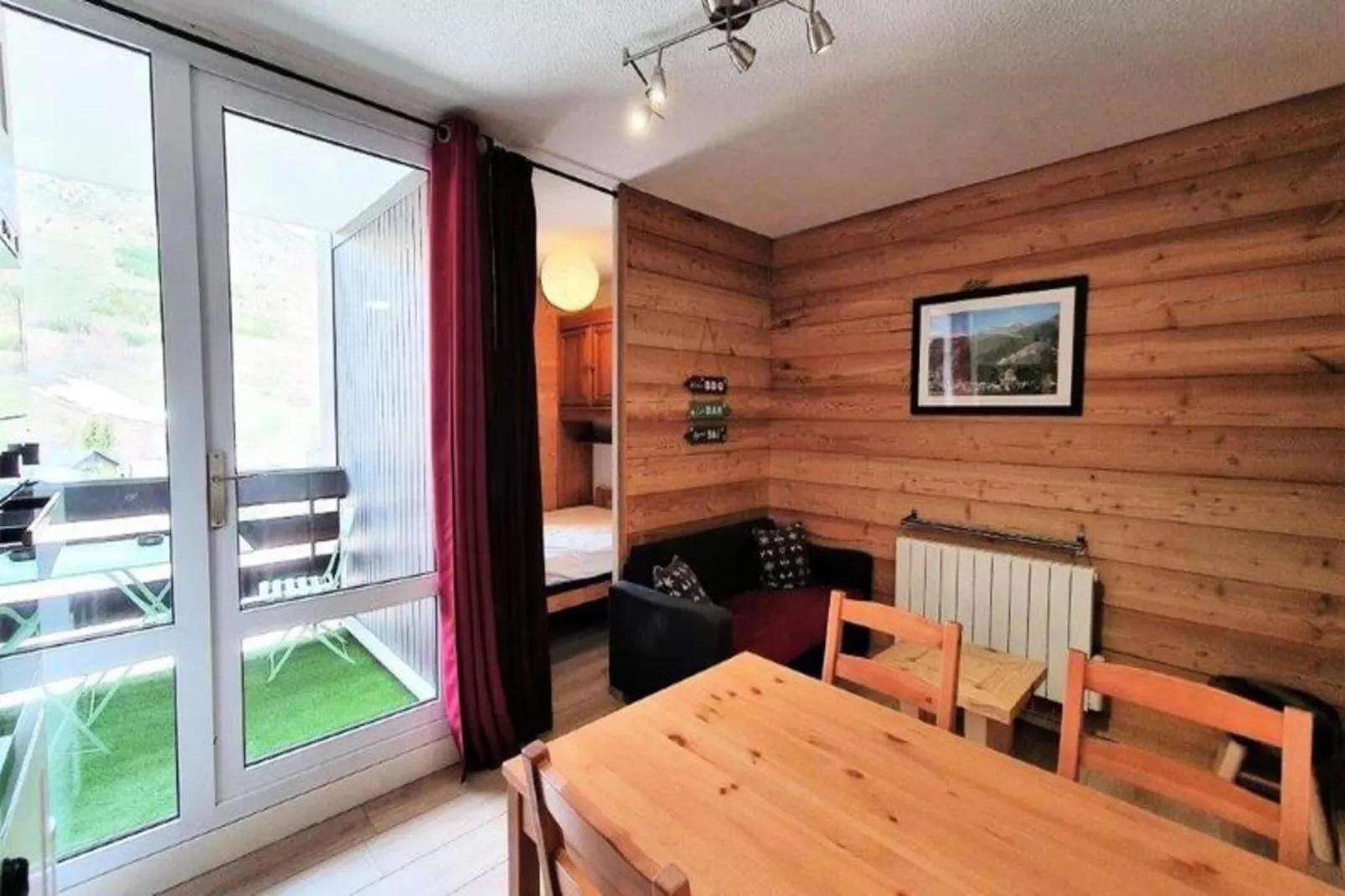 Résidence Arc En Ciel C-Salle à manger