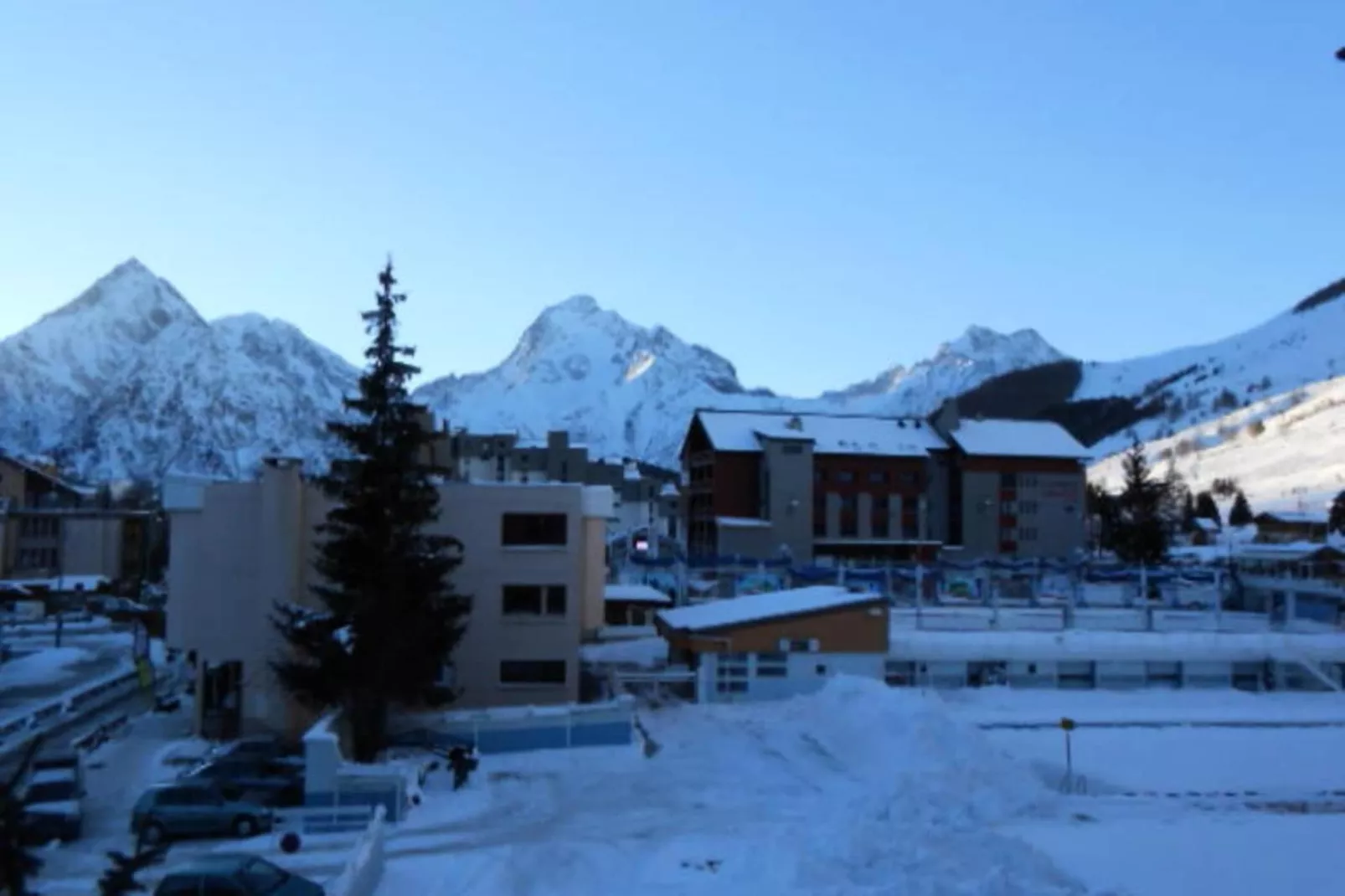 Résidence Vallee Blanche Belledonne-Exterior in winter