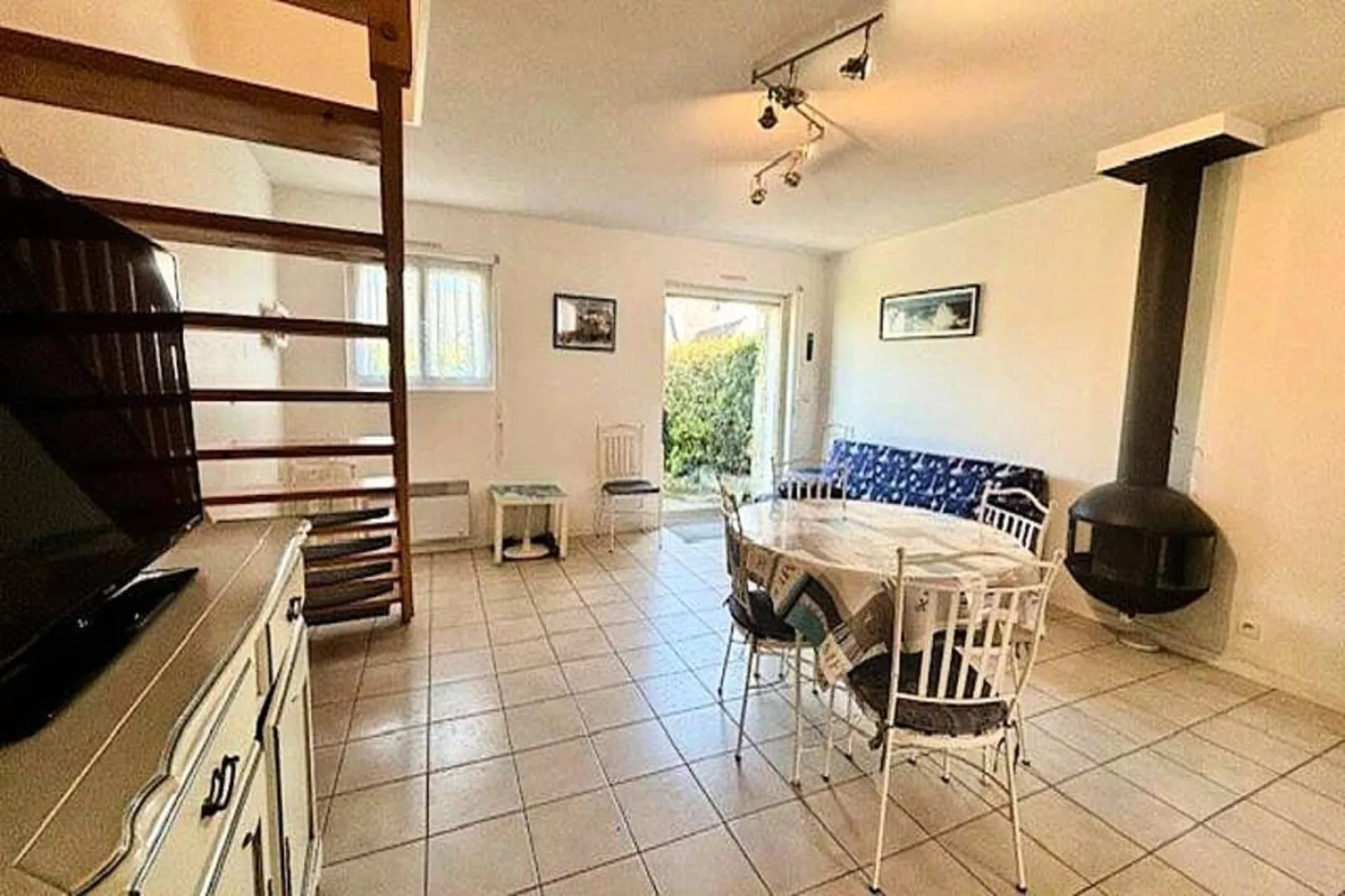 Résidence Hameau De Manemeur-Dining room