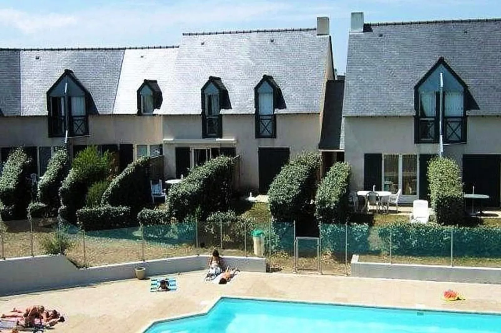 Résidence Kermaria-Exterior in summer