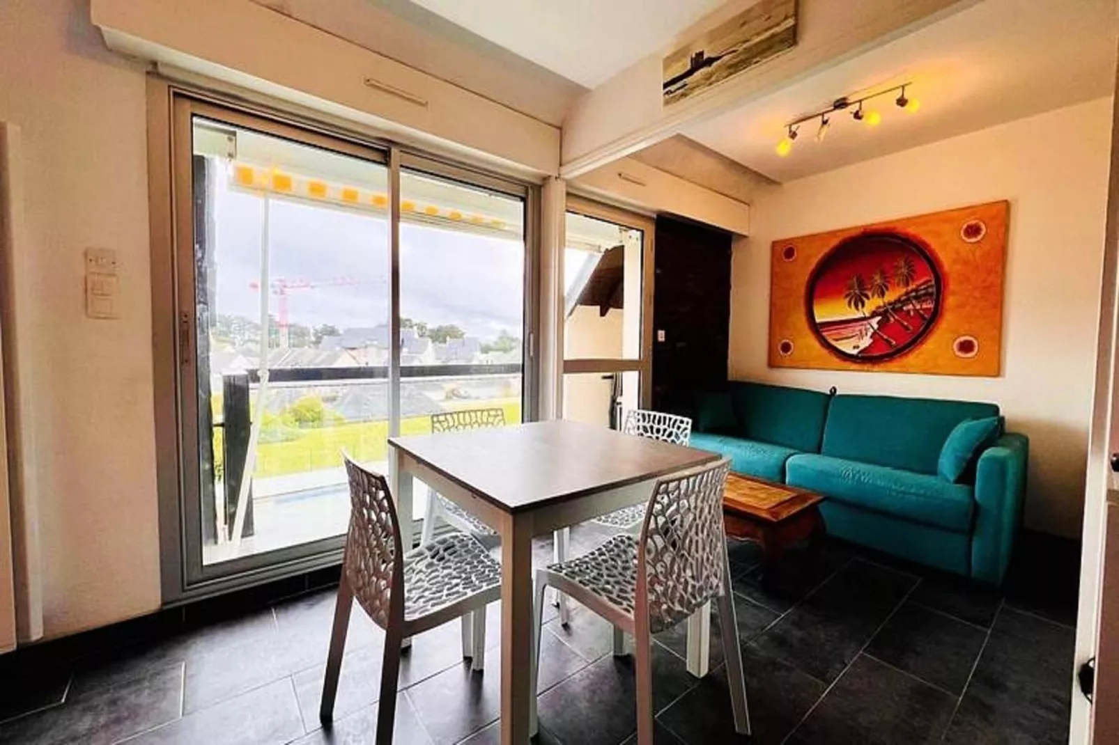 Résidence Parc Bois D'amour-Dining room