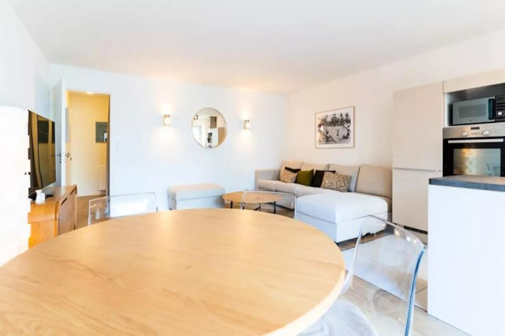 Résidence Bel Appartement Pour 5 Pers Avec Deux Terrasses Proche Mer Et Centre-Image-tags.