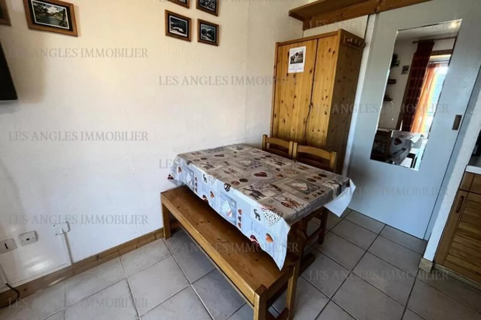 Résidence Les Mouflons-Exterior in summer