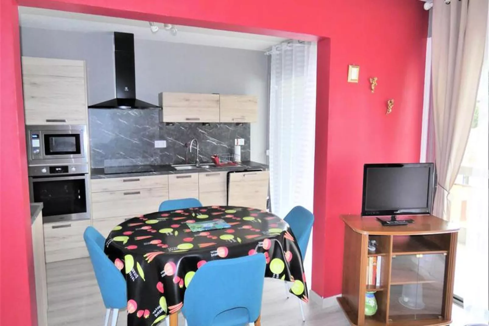 Résidence L'elvire-Salle à manger