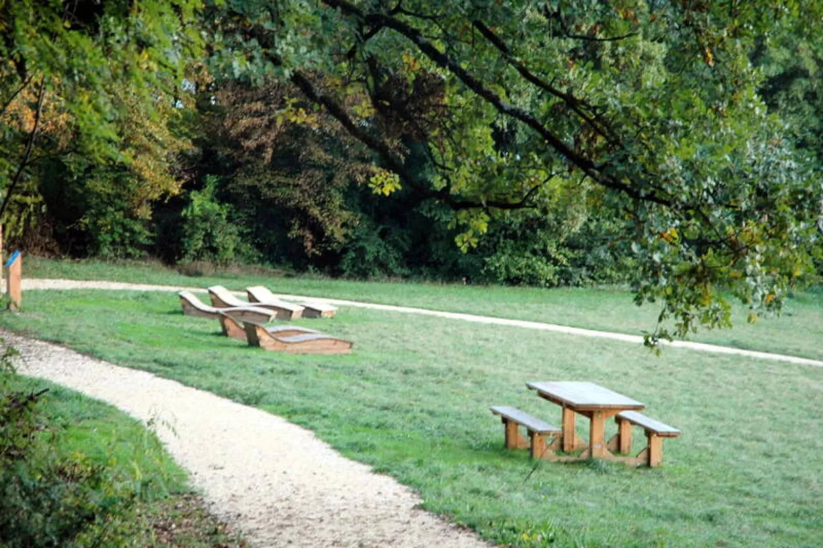 Résidence Le Cheverny-Garten Sommer