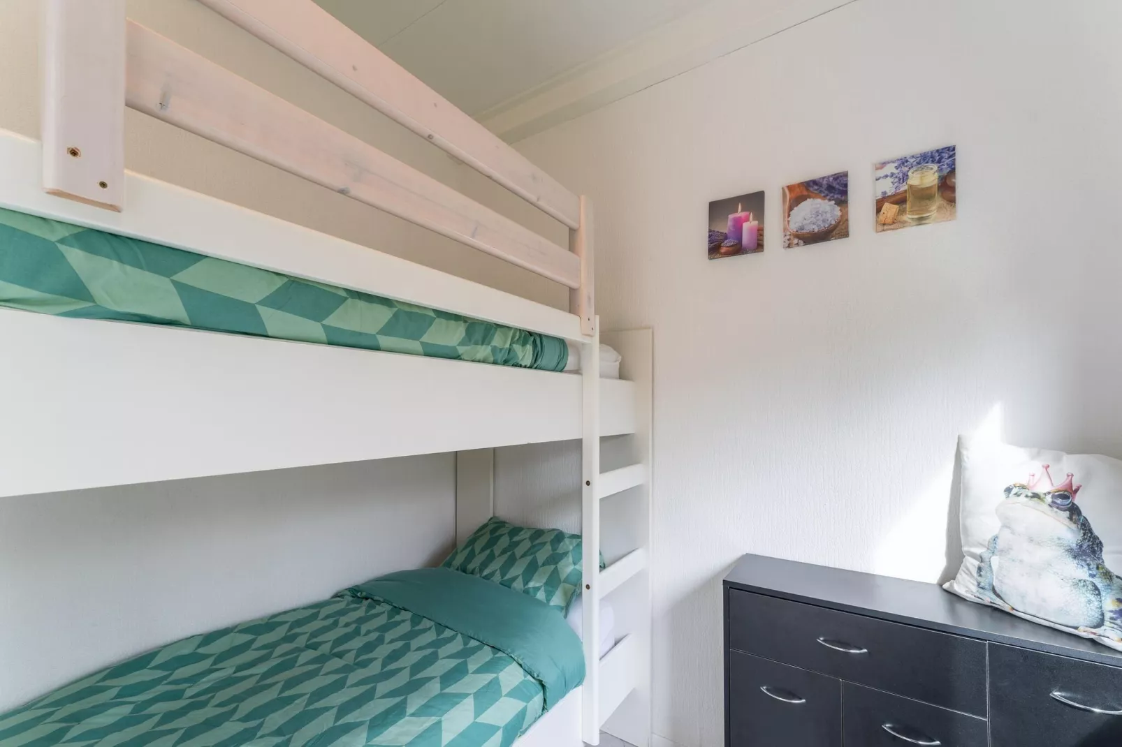 Scheldeoord 97-Bedroom