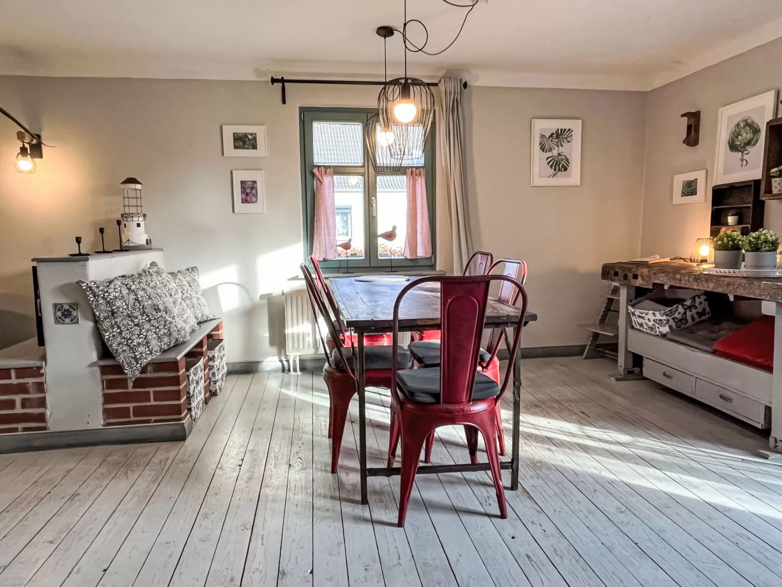 Reetgedecktes Ferienhaus Seelchen-Drinnen