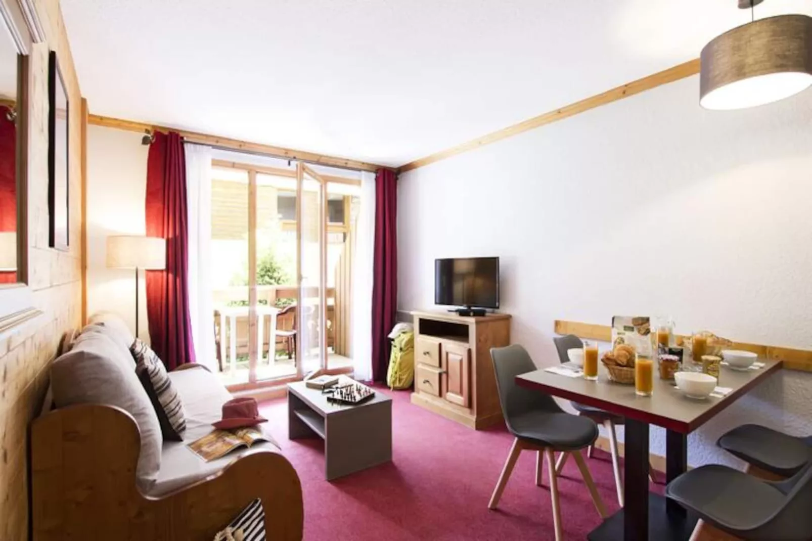 Résidence Odalys Le Village-Image-tags.