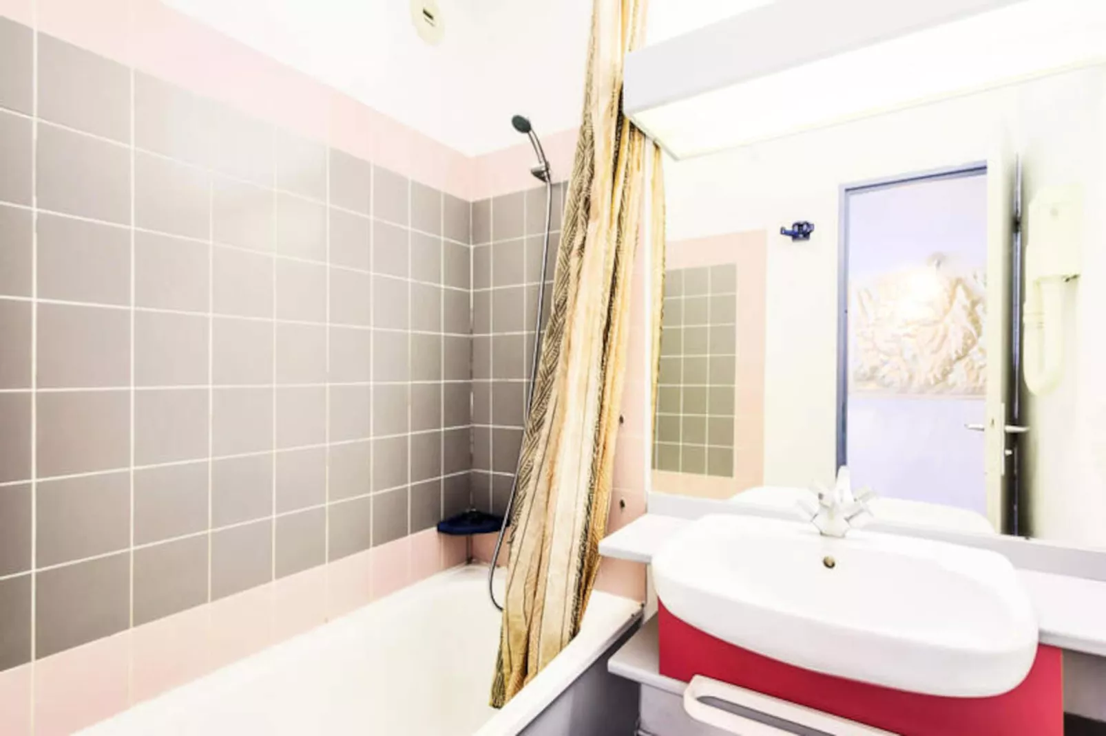 Résidences quartier Charmettoger - maeva Home-Image-tags.